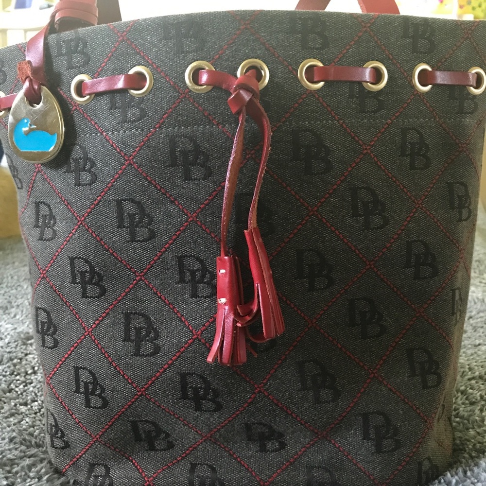 Like New Dooney & Bourke Bag